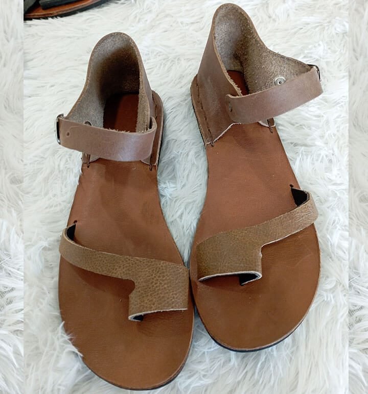 Angelina Leather Toe Loop Sandal - Image 3