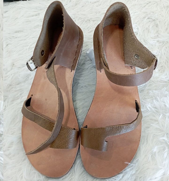 Angelina Leather Toe Loop Sandal - Image 4