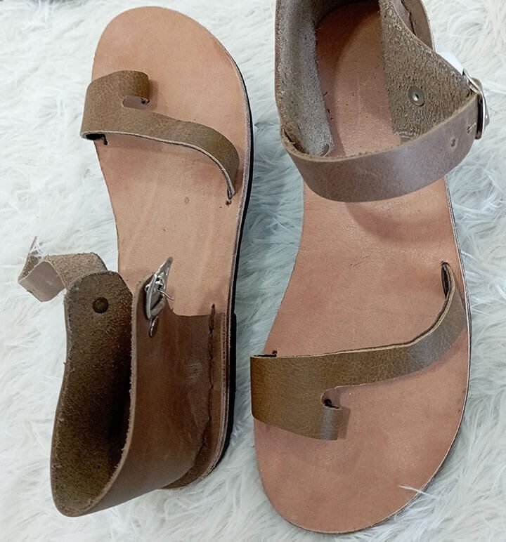 Angelina Leather Toe Loop Sandal - Image 5