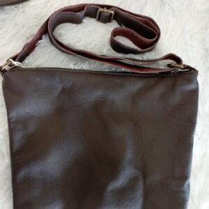 Chouara Leather Messenger Bag
