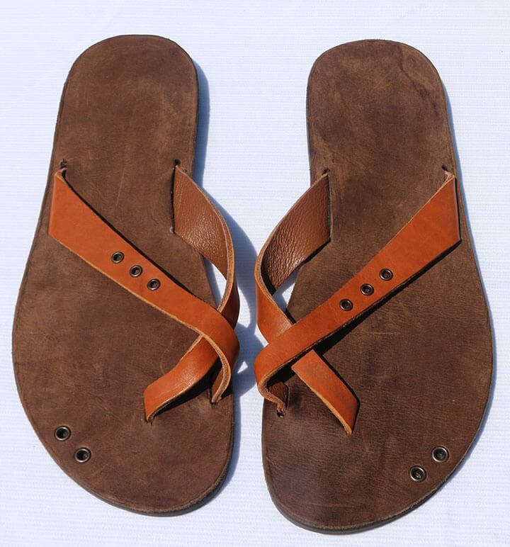 City Style Leather Toe Post Sandal - Image 3