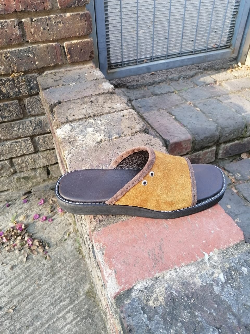 Mosi Leather Slide Sandal - Image 5