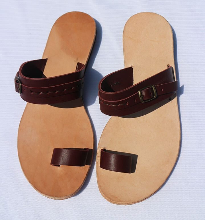 Nandi Leather Toe Loop Slide