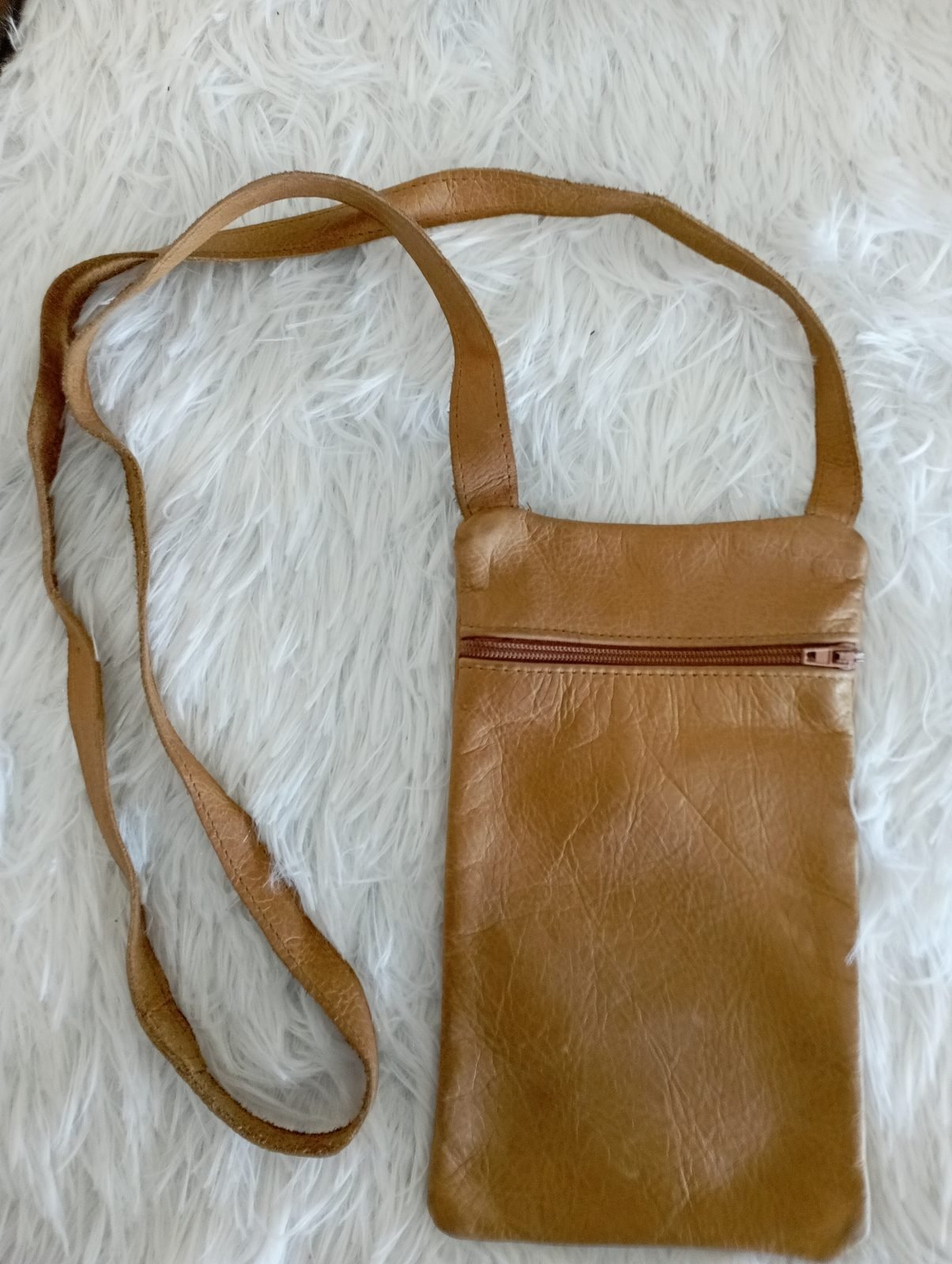 Nubia Leather Phone Crossbody - Image 3