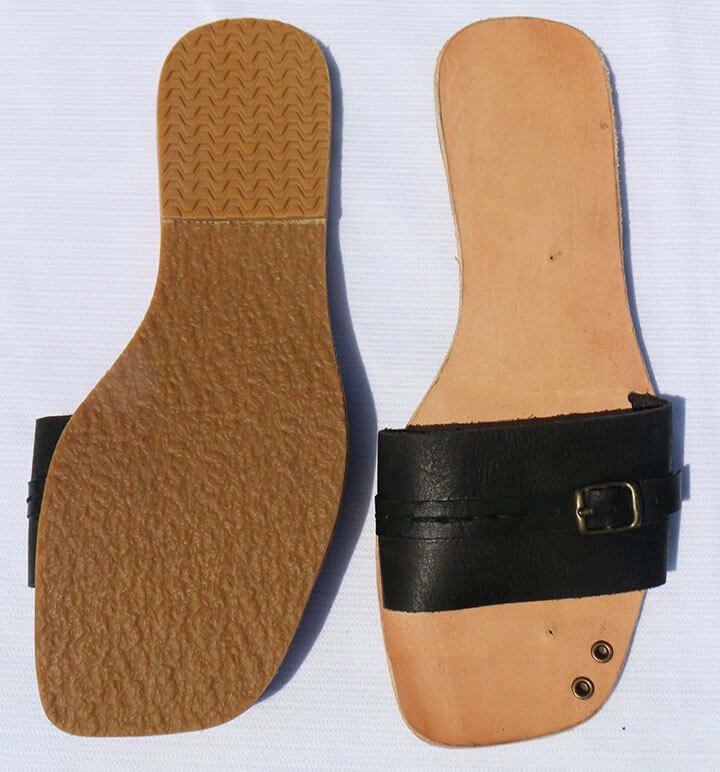 Queen Esther Leather Band Slide - Image 7