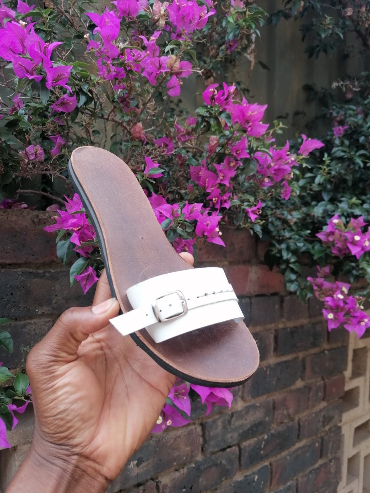 Queen Esther Leather Band Slide - Image 9