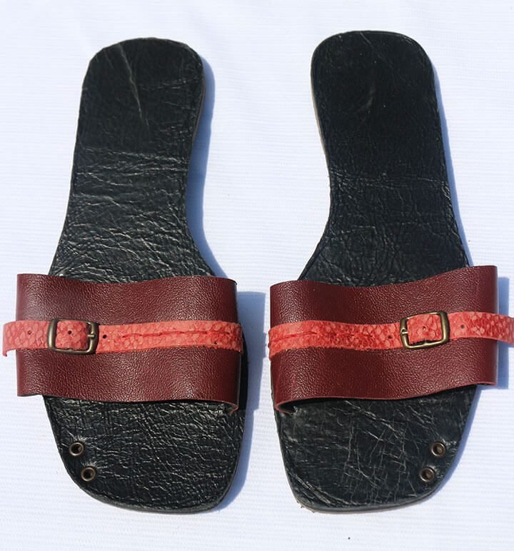 Queen Esther Leather Band Slide - Image 3
